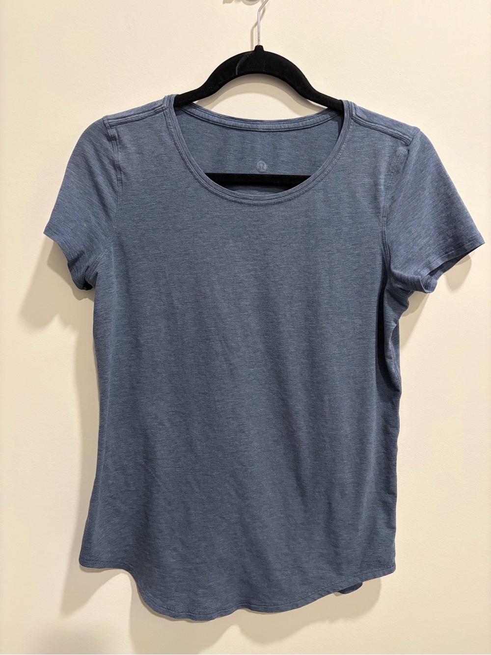 Lululemon Love Crew Tee in Heathered Blue - Size 4